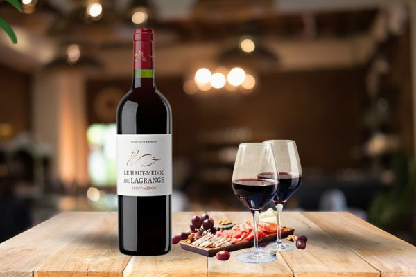 Rượu vang đỏ Pháp LE HAUT MEDOC DE LAGRANGE 2016 13% 