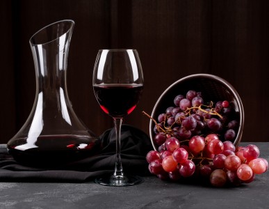 Hướng Dẫn Chọn Decanter Phù Hợp Cho Từng Loại Rượu Vang